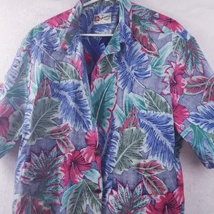 Hilo Hattie Hawaiian Style Shirt